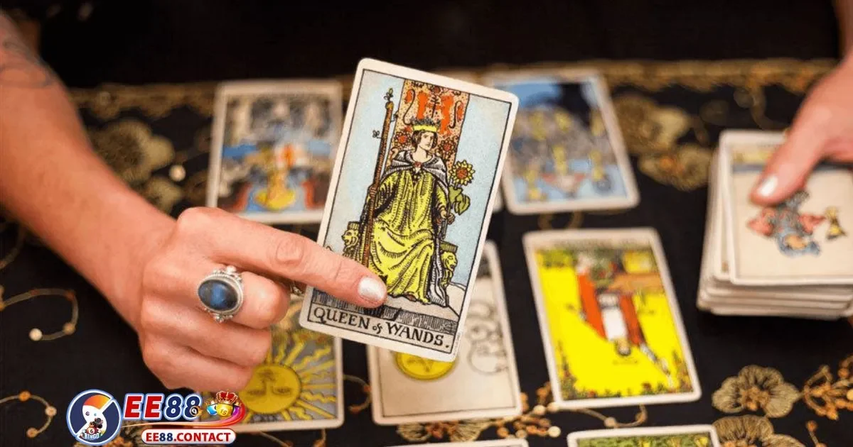 Game Bài Tarot EE88 – Giải Mã Tương Lai Bí Ẩn 3 Cấu Trúc Của Bộ Bài Tarot